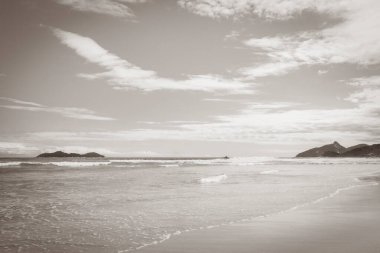 Muhteşem Praia de Lopes Mendes plajı Angra dos Reis Rio de Janeiro Brezilya 'daki büyük tropikal ada Ilha Grande.