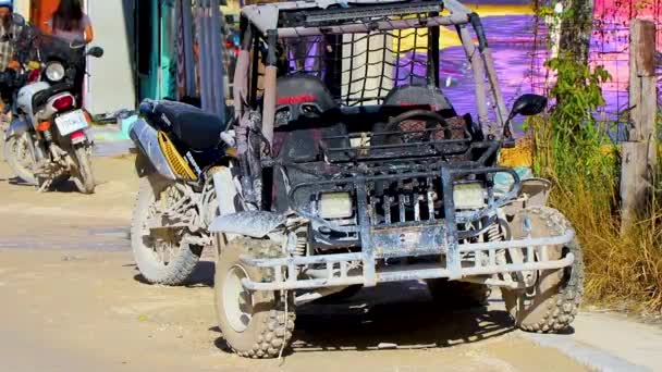 Holbox Mexico December 2021 Golf Cart Buggy Cars Carts Muddy — Stock Video