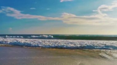 Zicatela Puerto Escondido Oaxaca 'da büyük sörfçü dalgaları..