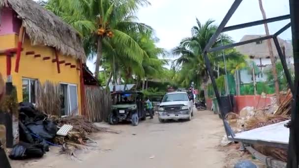 Golf Cart Buggy Ride Thru Village Nature Beach Isla Holbox — 비디오