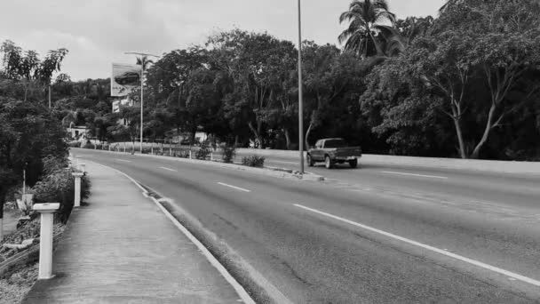 Rušné Silniční Ulice Řízení Automobilů Dopravní Zácpa Místa Zicatela Puerto — Stock video
