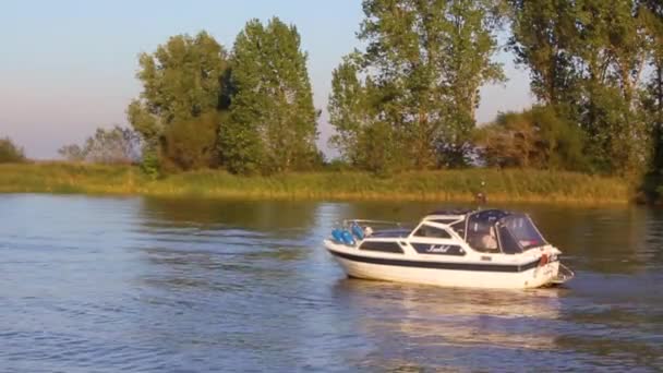 Csónakok Hajók Gyönyörű Wadden Tenger Tidelands Part Strand Víz Gát — Stock videók
