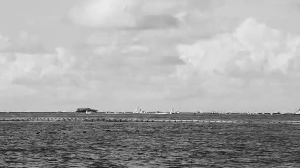 Bootsjacht Fähranlegesteg Und Hafen Tropischen Mexikanischen Strand Blick Von Playa — Stockvideo