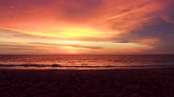 Hermosa Puesta Sol Colorida Dorada Impresionante Rojo Anaranjado Amarillo Panorama — Vídeos de Stock