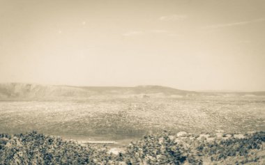 Hırvatistan 'ın bu güzel manzarasında araba sürmek hızlı ve bulanık.