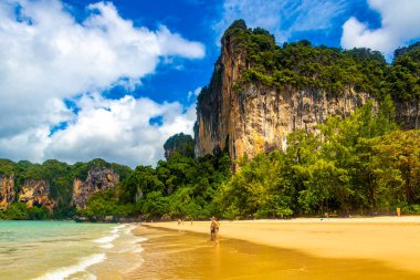 Beautiful famous beach lagoon between limestone rocks and turquoise water on Railay West Beach in Ao Nang Amphoe Mueang Krabi Thailand in Southeast Asia.