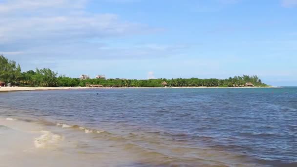 Πανόραμα Τροπικό Τοπίο Παραλία Της Καραϊβικής Καθαρά Γαλαζοπράσινα Νερά Στην — Αρχείο Βίντεο