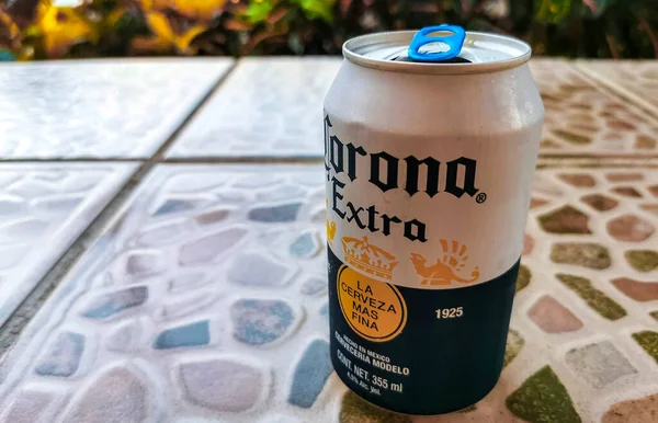 Playa Del Carmen Μεξικό Σεπτέμβριος 2022 Corona Μπουκάλι Μπύρα Τροφίμων — Φωτογραφία Αρχείου