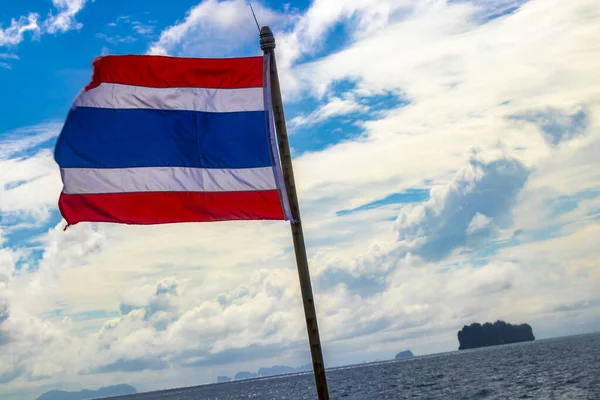 Thailandia Bandiera Tailandese Barca Tour Phang Nga Bay Krabi Thailandia — Foto Stock