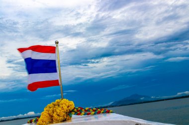 Tayland Tayland bayrağı, Güneydoğu Asya 'da Ao Nang Amphoe Mueang Krabi Tayland turunda..