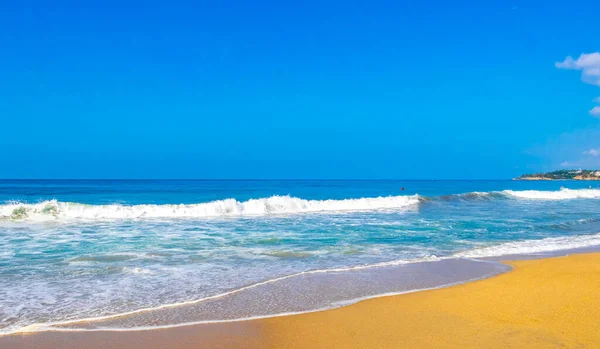 Величезні Потужні Серфінгові Хвилі Пляжі Пуерто Ескондідо Оахака Мексика — стокове фото