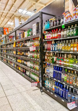 Puerto Escondido Oaxaca Meksika 16. Ocak 2023 Modern süpermarket rafları ve koridorları Zicatela Puerto Escondido Oaxaca Meksika 'da.