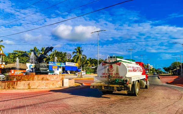 Puerto Escondido Oaxaca Mexico Prosinec 2022 Mexické Vodní Kamiony Nákladní — Stock fotografie