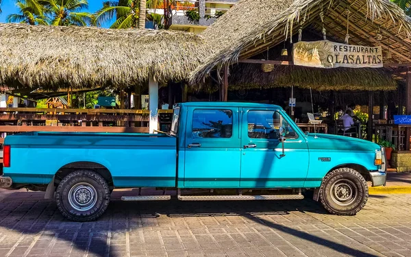 Puerto Escondido Oaxaca Mexikó Január 2023 Különböző Mexikói Pickup Teherautók — Stock Fotó