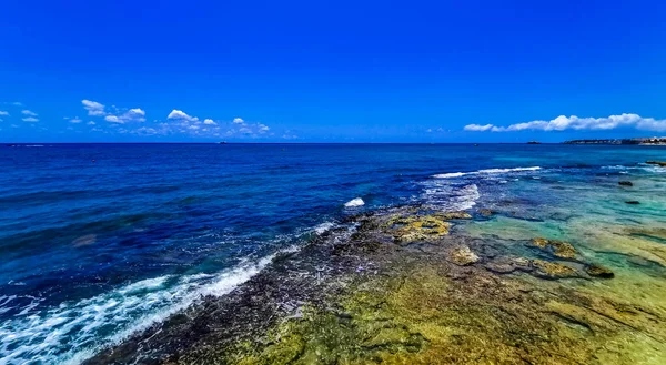 Tropisk Mexikansk Karibisk Strand Landskap Panorama Med Koraller Stenar Stenar — Stockfoto