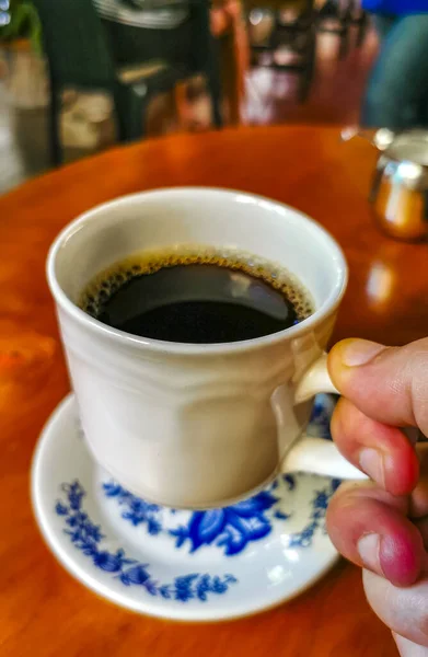 Kék Fehér Csésze Pot Fekete Kávé Americano Asztalon Cafecito Zicatela — Stock Fotó
