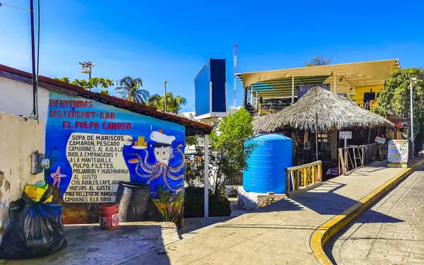 Πουέρτο Εσκοντίντο Οαχάκα Μεξικό Μάρτιος 2023 Τυπικά Όμορφο Πολύχρωμο Τουριστικό — Φωτογραφία Αρχείου
