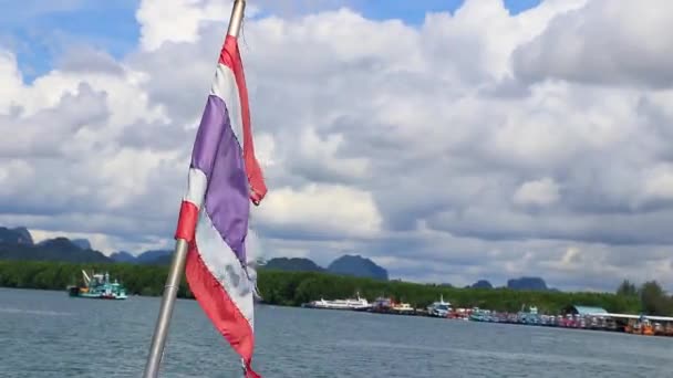 Tajlandia Tajska Flaga Łodzi Trasie Nang Amphoe Mueang Krabi Tajlandia — Wideo stockowe