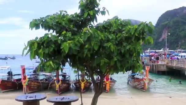 Nang Krabi Tailandia Octubre 2018 Barcos Cola Larga Hermoso Muelle — Vídeos de Stock