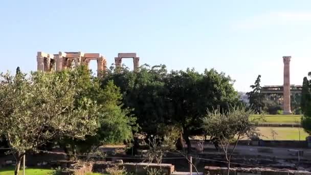 アテネ アティカ ギリシャ 2018年10月 オリンピックの歴史的建造物とアテネ アッティカ ギリシャのハドリアン時代の寺院の遺跡 — ストック動画