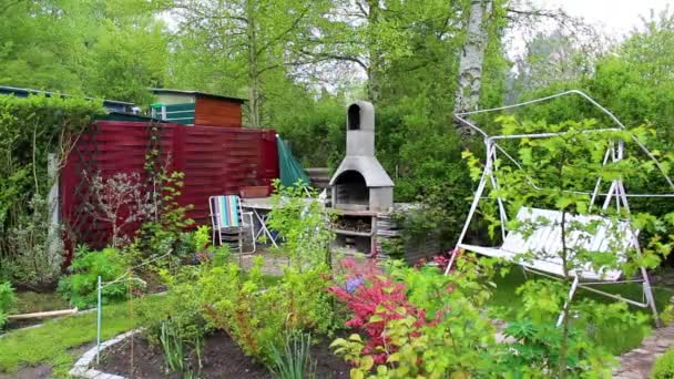 Green Garden Trees Plants Hut Compost Beds Lawn Barbecue Area — Stock videók