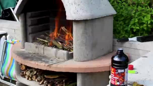 Bremerhaven Bremen Germany April 2014 Fire Flames Lighting Barbecue Charcoal — Stock Video