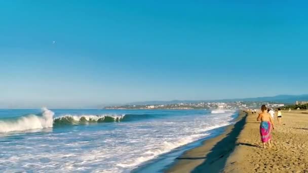 Ondas Surfista Extremamente Grandes Poderosas Praia Zicatela Puerto Escondido Oaxaca — Vídeo de Stock