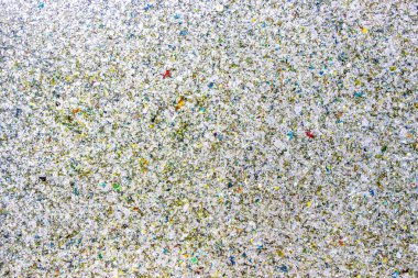 Playa del Carmen Quintana Roo Mexico 'daki sıkıştırılmış plastik şişelerden yapılmış kapı duvarı..