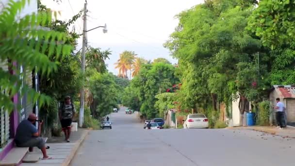 Típico Bonito Colorido Estrada Rua Turística Calçada Com Vida Cidade — Vídeo de Stock