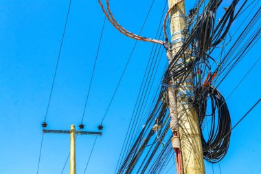 Playa del Carmen Quintana Roo Meksika 'da Meksika elektrik direğinde tam bir kaos var..