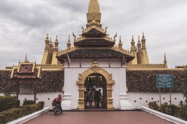 Pha Bu Luang altın stupa ve Güney Asya 'daki Vientiane Laos tapınağı.