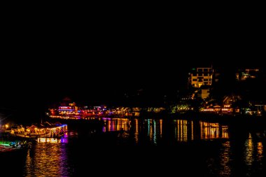Nam Song Xong nehri gece Vang Vieng Vientiane Vilayeti Laos, Güneydoğu Asya.