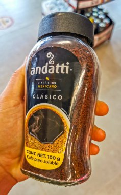 Zicatela Puerto Escondido Oaxaca 'daki Oxxo' dan hazır kahve bardağı..