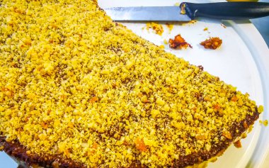 Leherheide Bremerhaven Bremen Almanya 'sında lezzetli vejetaryen tohumu ve çikolatalı kek.