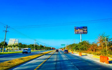 Tulum Quintana Roo Mexico 29. Mart 2024 Tulum Quintana Roo Meksika 'daki Meksika otoyolunda.