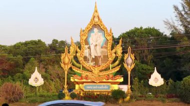 Khao Lak Phang Nga Tayland 07. Şubat 2020 Tayland Anıtı Tapınağı Güneydoğu Asya 'daki Khao Lak Amphoe Takua Pa Phang Nga Tayland' da ibadet eder..