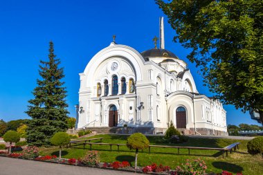 Brest Brest Bölgesi Belarus 23. Eylül 2020 St. Nicholas Garrison Katedrali ve Kolokolnya Kilisesi Leninskiy Rayon Patlaması Bölgesi Belarus Bölgesi 'ndeki Brest Kalesi' nde.