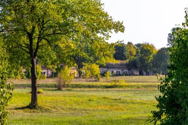 Eski Brest Kalesi duvar ve kapılar inşa ediyor Leninskiy Rayon Brest İlçe Brest Bölgesi Belarus 'ta kaybolan doğa kalıntıları.