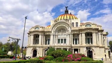 Mexico City, 11 numara. Şubat 2021 Güzel Sanatlar Sarayı Mexico City 'nin tarihi merkezinde bir mimari başyapıt..