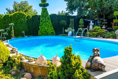 Brest Brest Bölgesi Belarus 21. Eylül 2020 Leninskiy Rayon Brest İlçe Brest Bölgesi 'ndeki bahçede güzel bir havuz..