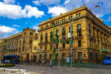 Centro Historico Mexico City, 11 numara. Şubat 2021 Eski tarihi binalar Centro Historico City Mexico 'da kilise katedrali inşaatı.