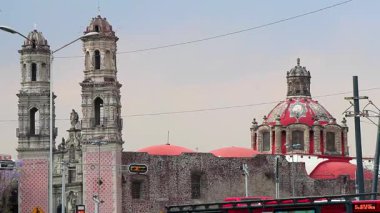 Centro Historico Mexico City 10 numara. Şubat 2021 Centro Historico Mexico City 'de güzel kubbeli kilise katedrali olan tarihi binalar..