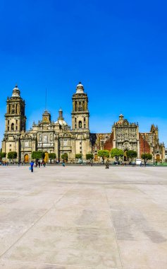 Centro Historico Mexico City 07. Şubat 2021 Mexico City Metropolitan Katedrali Centro Historico City 'nin merkezinde mavi gökyüzü olan bir Roma mimari başyapıtı inşa ediyor..