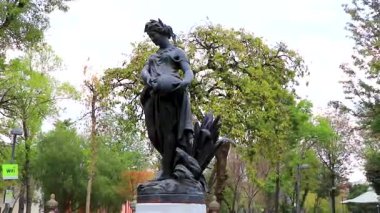 Centro Historico Mexico City 10 numara. Şubat 2021 Centro Historico City 'deki Alameda Central Park' taki heykel heykeli heykeli heykeli heykeli heykeli..