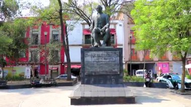 Centro Historico Mexico City 10 numara. Şubat 2021 Centro Historico City Mexico 'daki Alameda Central Park' taki heykel heykeli heykeli heykeli heykeli heykeli çeşmesi.