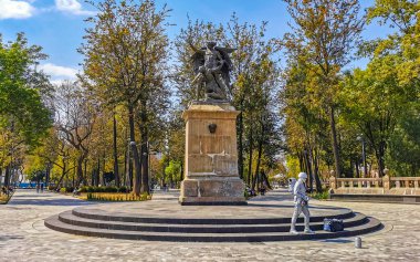 Mexico City, Meksika 09 'da. Şubat 2021 Beethoven Anıtı heykeli Alameda Central Park, Centro Historico City Mexico 'da.