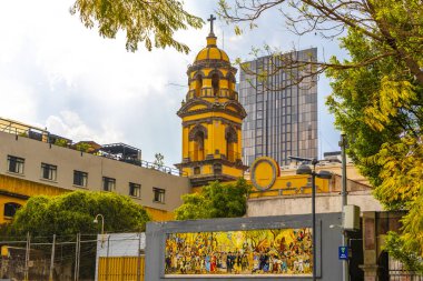 Centro Historico Mexico City 10 numara. Şubat 2021 Centro Historico Mexico City 'de güzel kubbeli kilise katedrali olan tarihi binalar..