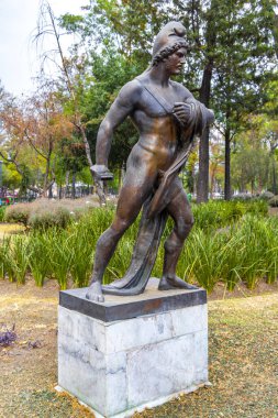 Centro Historico Mexico City 10 numara. Şubat 2021 'de Centro Historico City Mexico City' deki Alameda Central Park 'taki heykel heykeli heykeli heykeli heykeli heykeli.