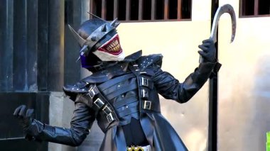 Centro Historico Mexico City 14 numara. 2021 Şubat 'ı Uzaylı kılığında Centro Historico City Mexico' daki Turist Caddesi 'nde geçirdi..