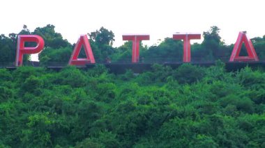 Pattaya Chon Buri Tayland 27 numara. Ekim 2018 Pattaya City imzalı harfler Pattaya Bang Lamung Amphoe Chon Buri Tayland, Güneydoğu Asya 'da tepede.